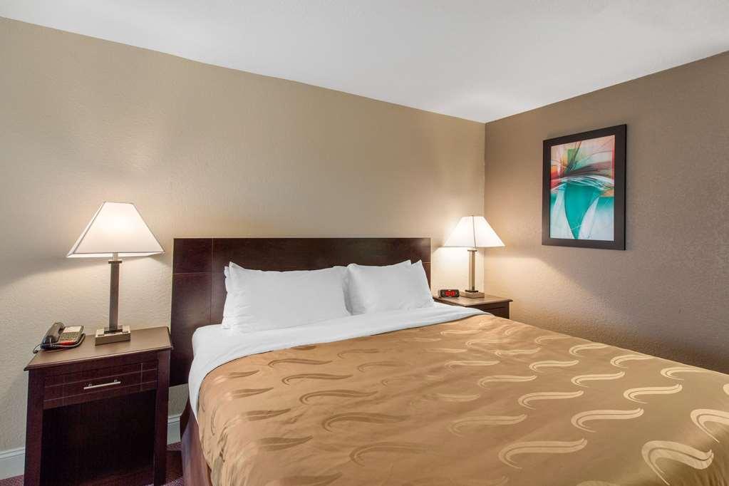 Quality Inn & Suites Port Arthur - Nederland Quarto foto
